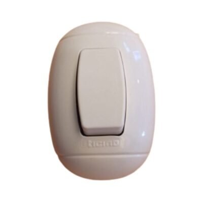 Interruptor simple Bticino para sobreponer